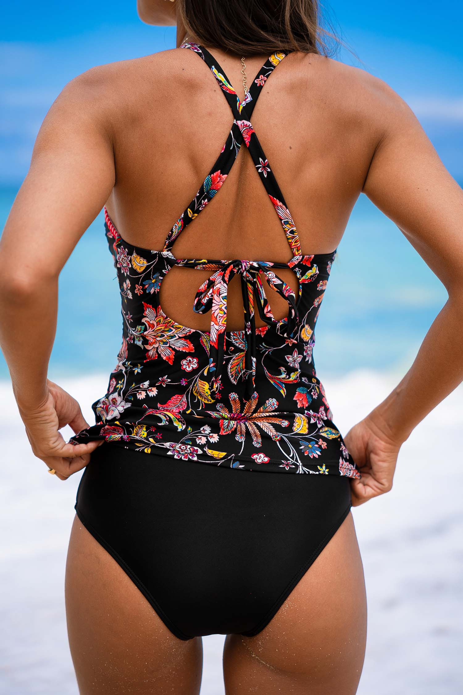 Tankini-Decoupé mit Blumen und Basis-StandardVentre plat